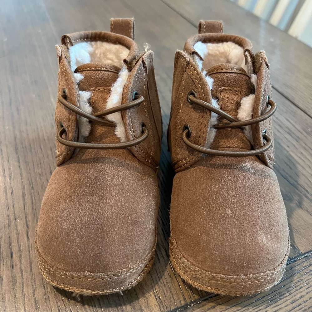 Toddler chestnut ugg boots